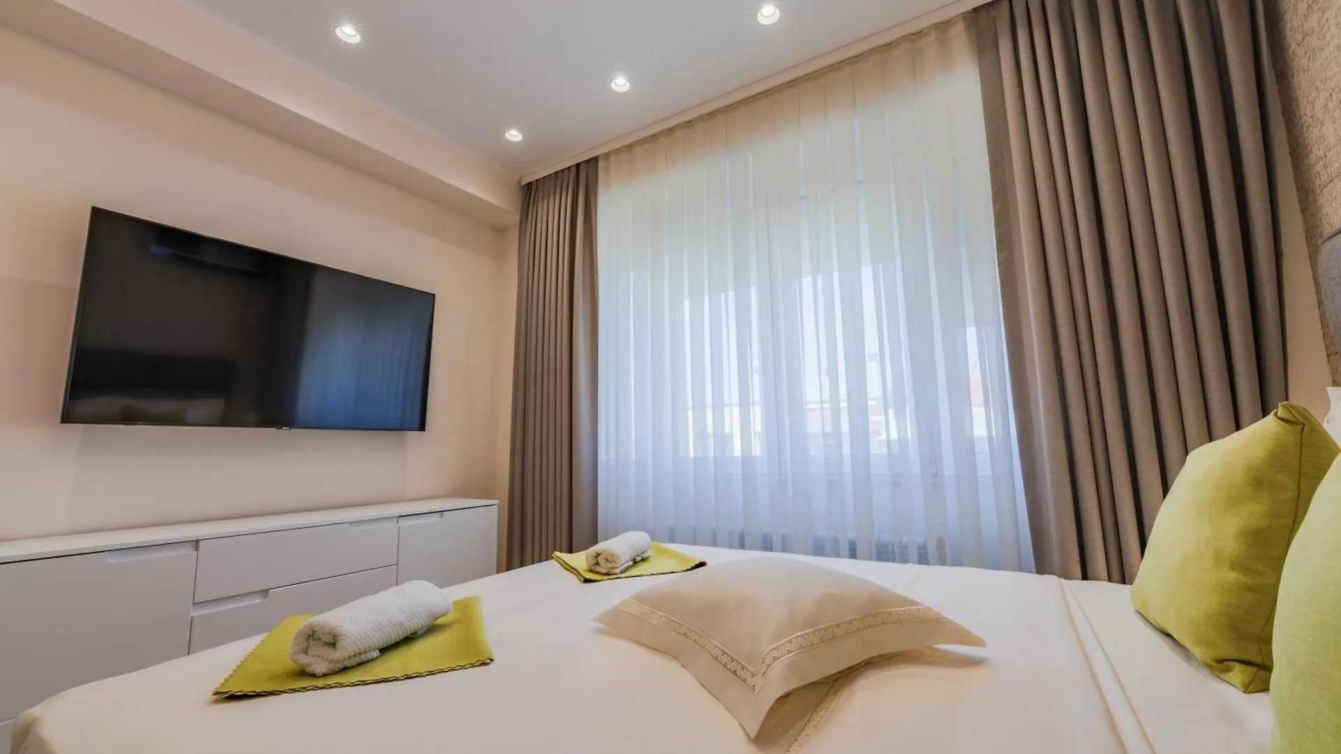 Luxury Seaside Apartment Varna 0*,  Bulgaria