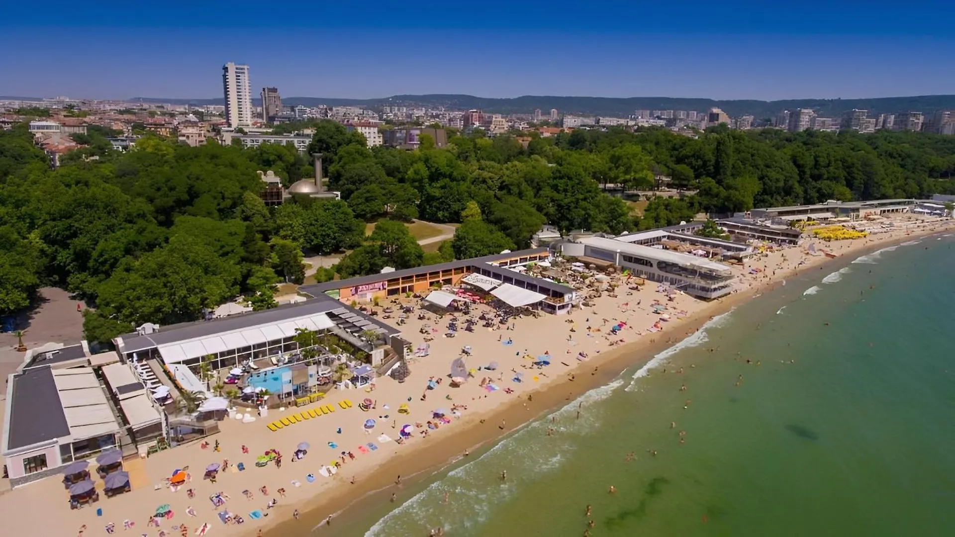 Luxury Seaside Apartment Varna